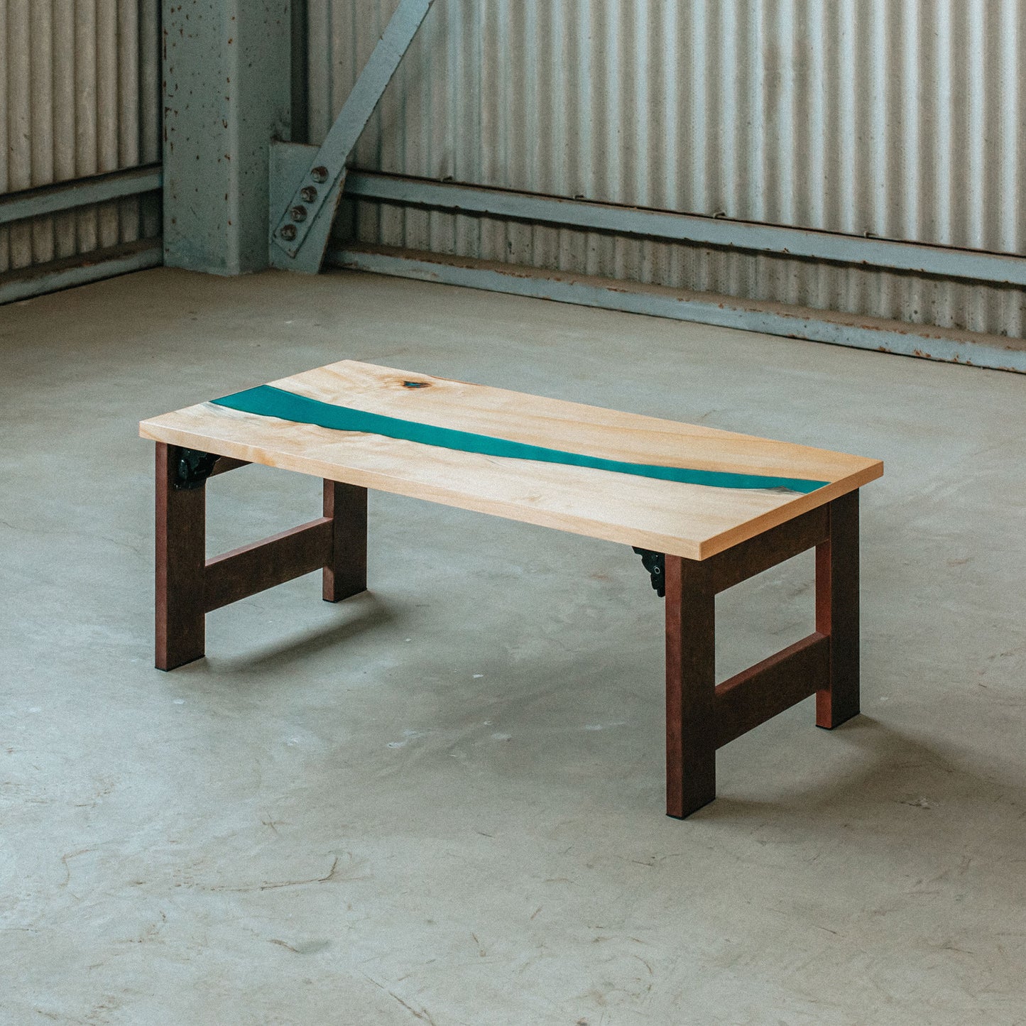 レジンテーブル（トチ）｜Resin Table（Conker tree）