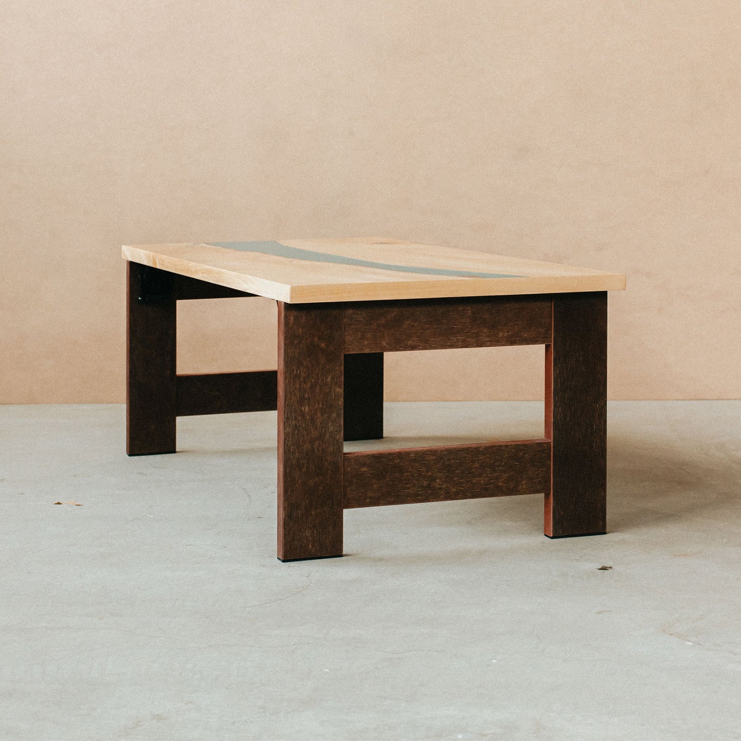 レジンテーブル（トチ）｜Resin Table（Conker tree）