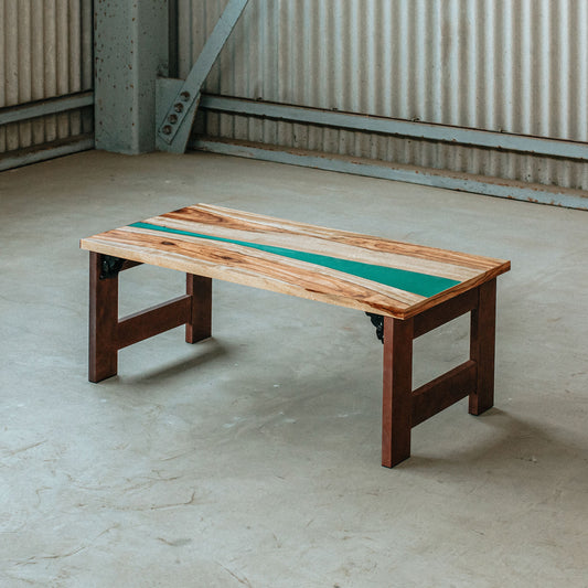 レジンテーブル（トチ）｜Resin Table（Conker tree）