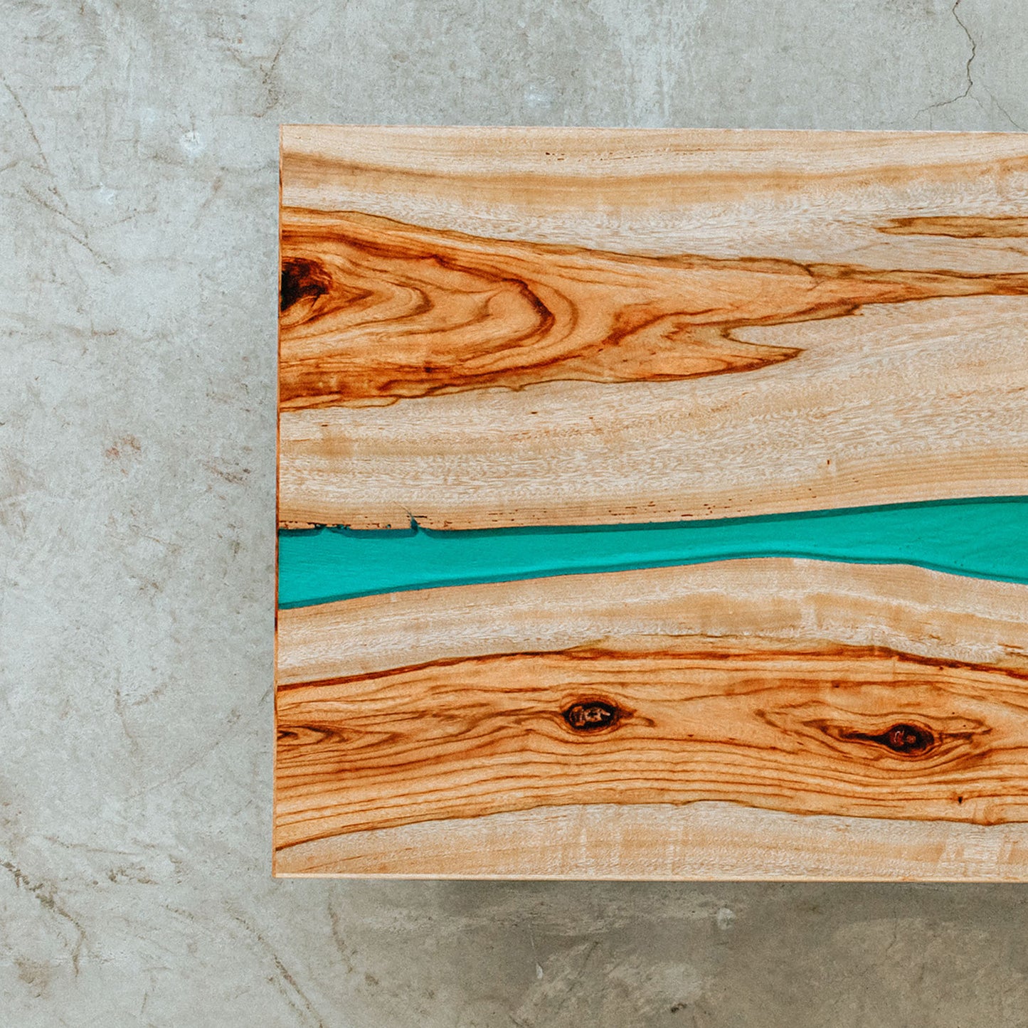 レジンテーブル（トチ）｜Resin Table（Conker tree）