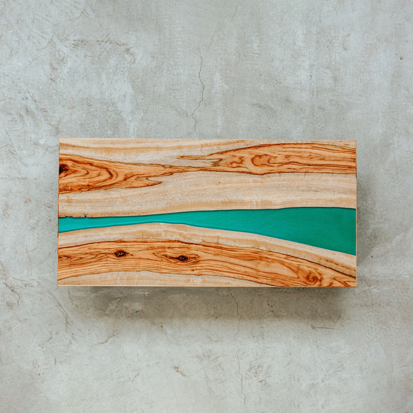 レジンテーブル（トチ）｜Resin Table（Conker tree）