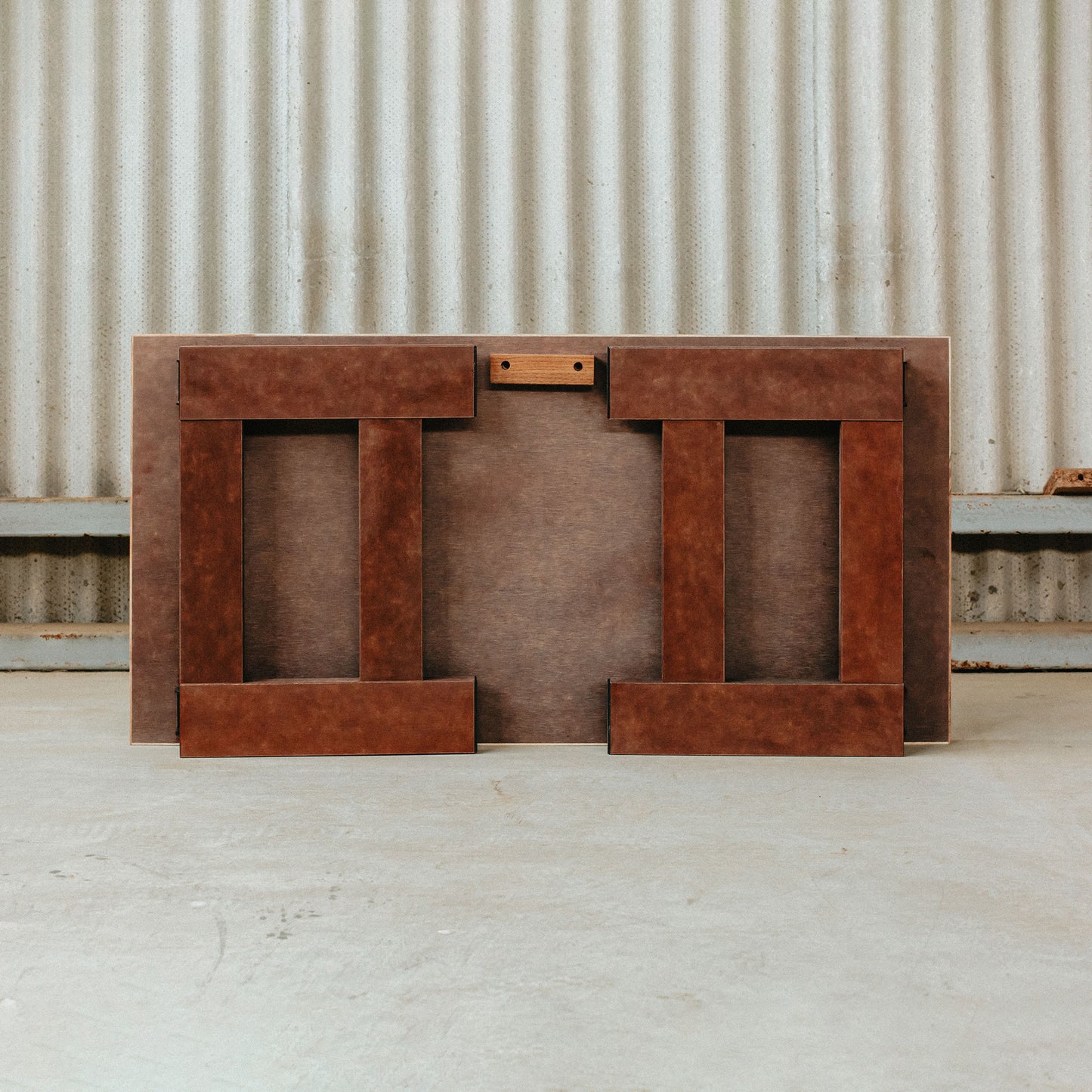 レジンテーブル（トチ）｜Resin Table（Conker tree）