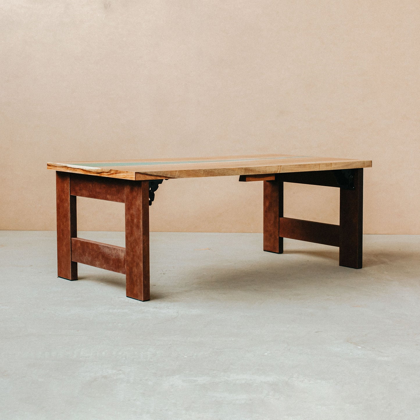 レジンテーブル（トチ）｜Resin Table（Conker tree）