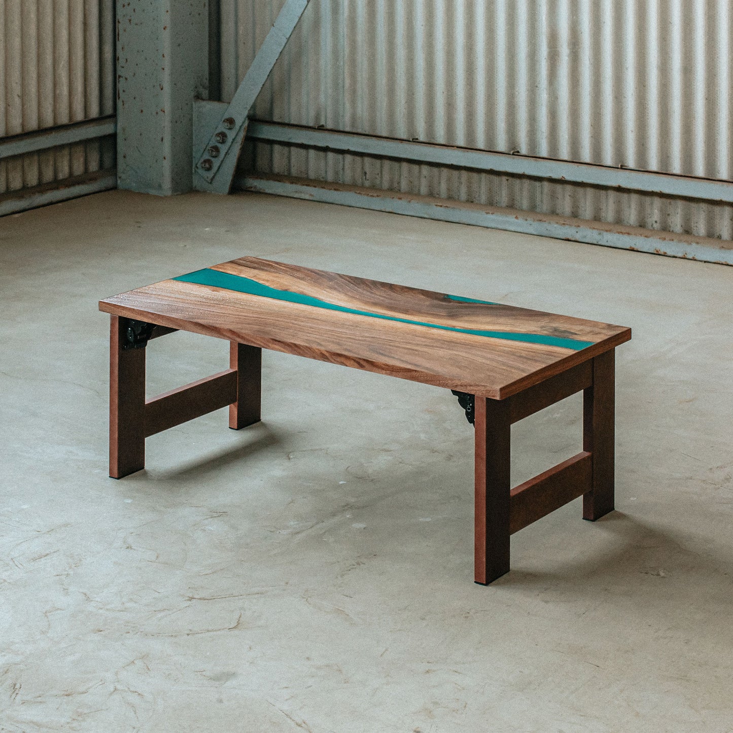 レジンテーブル（ウォールナット）｜Resin Table（walnut）