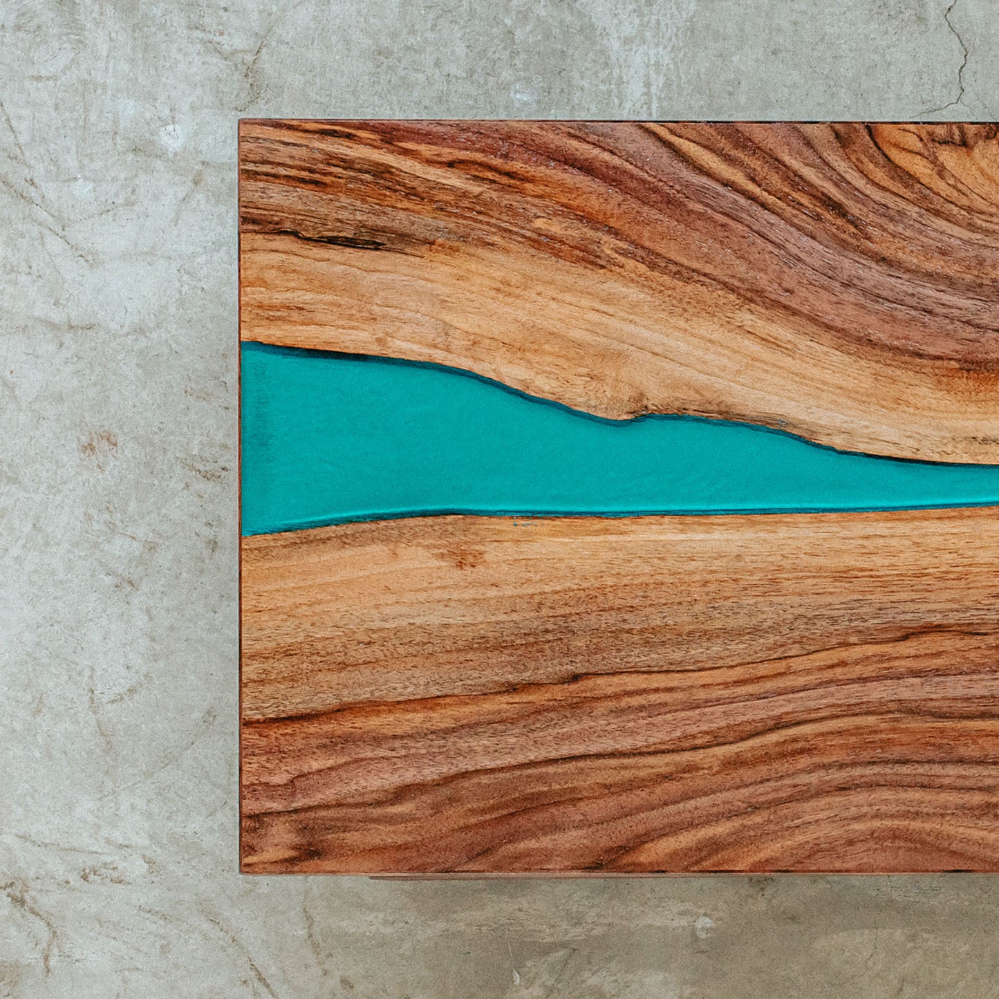 レジンテーブル（ウォールナット）｜Resin Table（walnut）