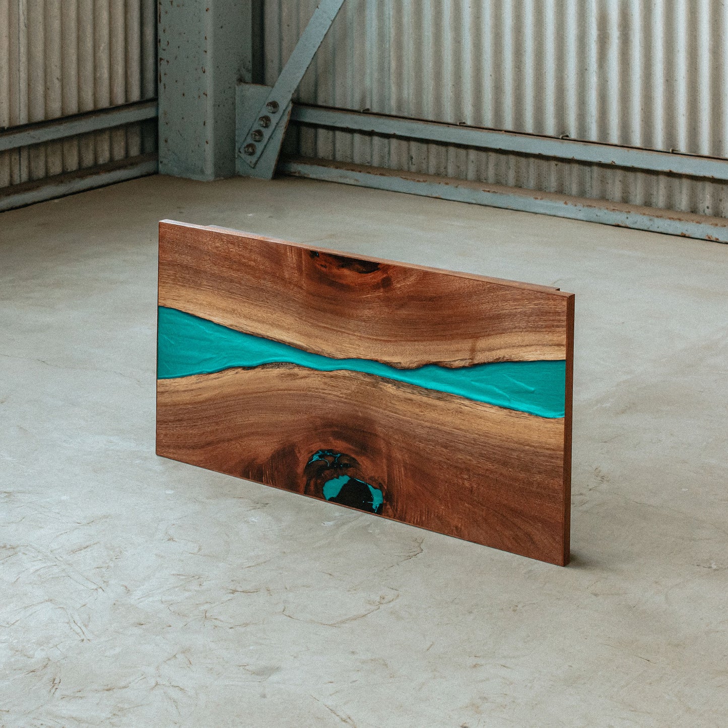 レジンテーブル（ウォールナット）｜Resin Table（walnut）