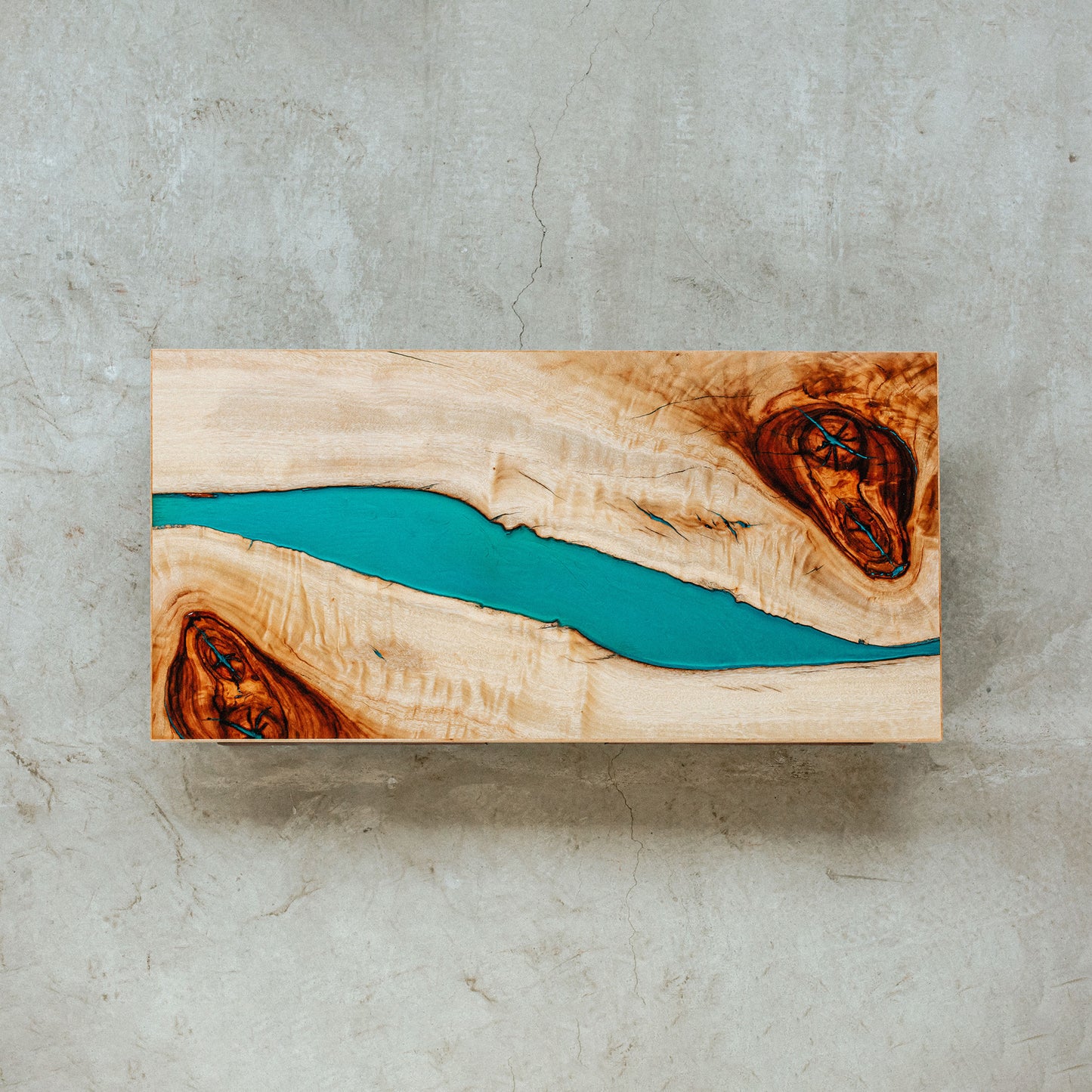 レジンテーブル（クス）｜Resin Table（Camphorwood）