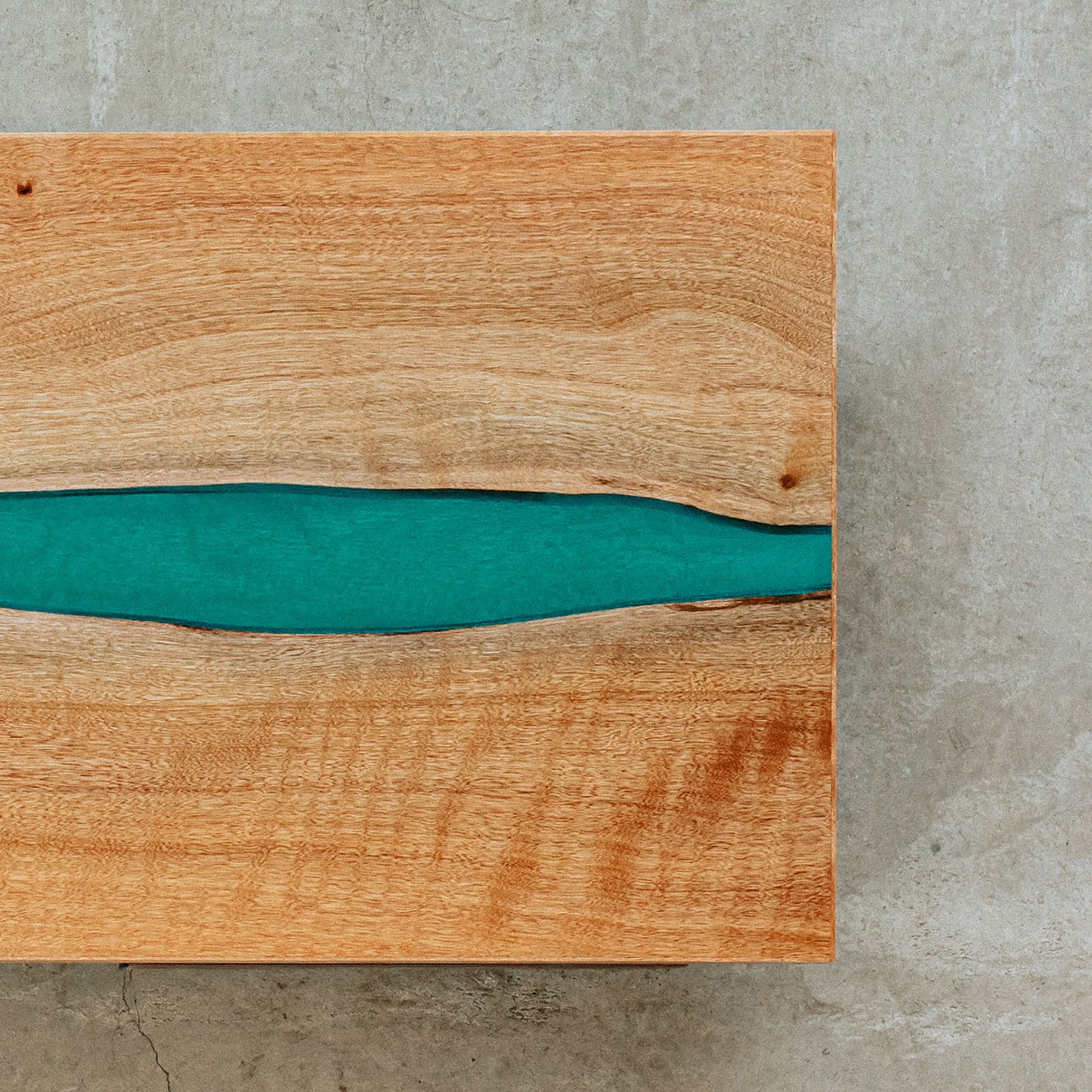 レジンテーブル（タブ）｜Resin Table（Thunbergii）