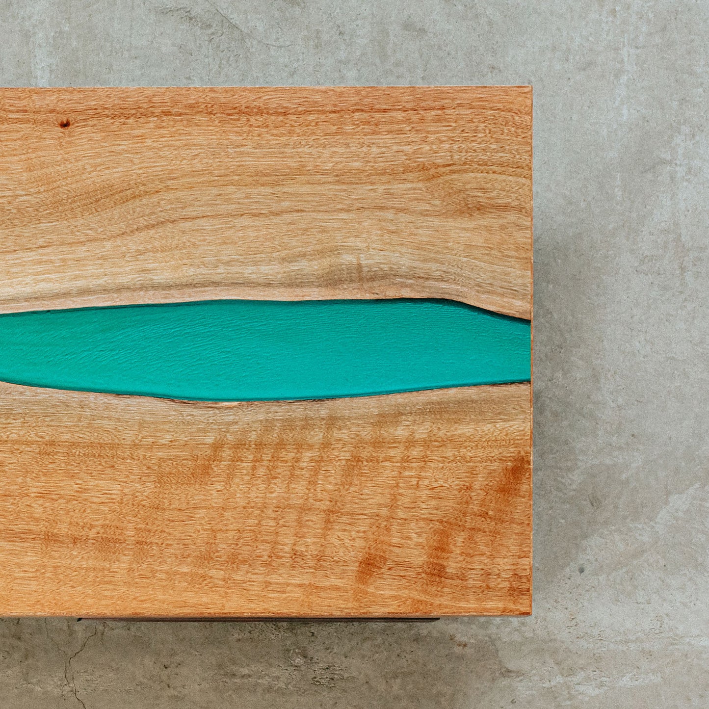 レジンテーブル（タブ）｜Resin Table（Thunbergii）