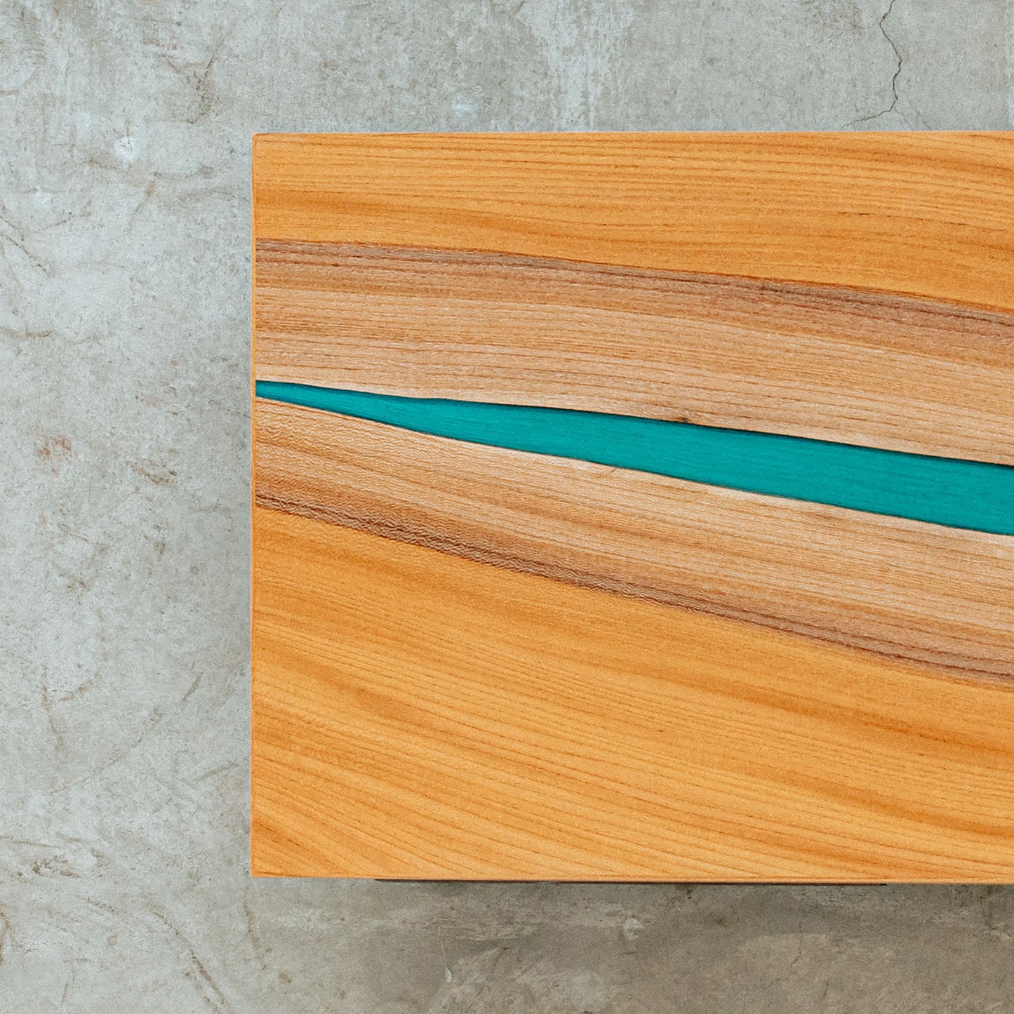 レジンテーブル（ケヤキ）｜Resin Table（Zelkova）