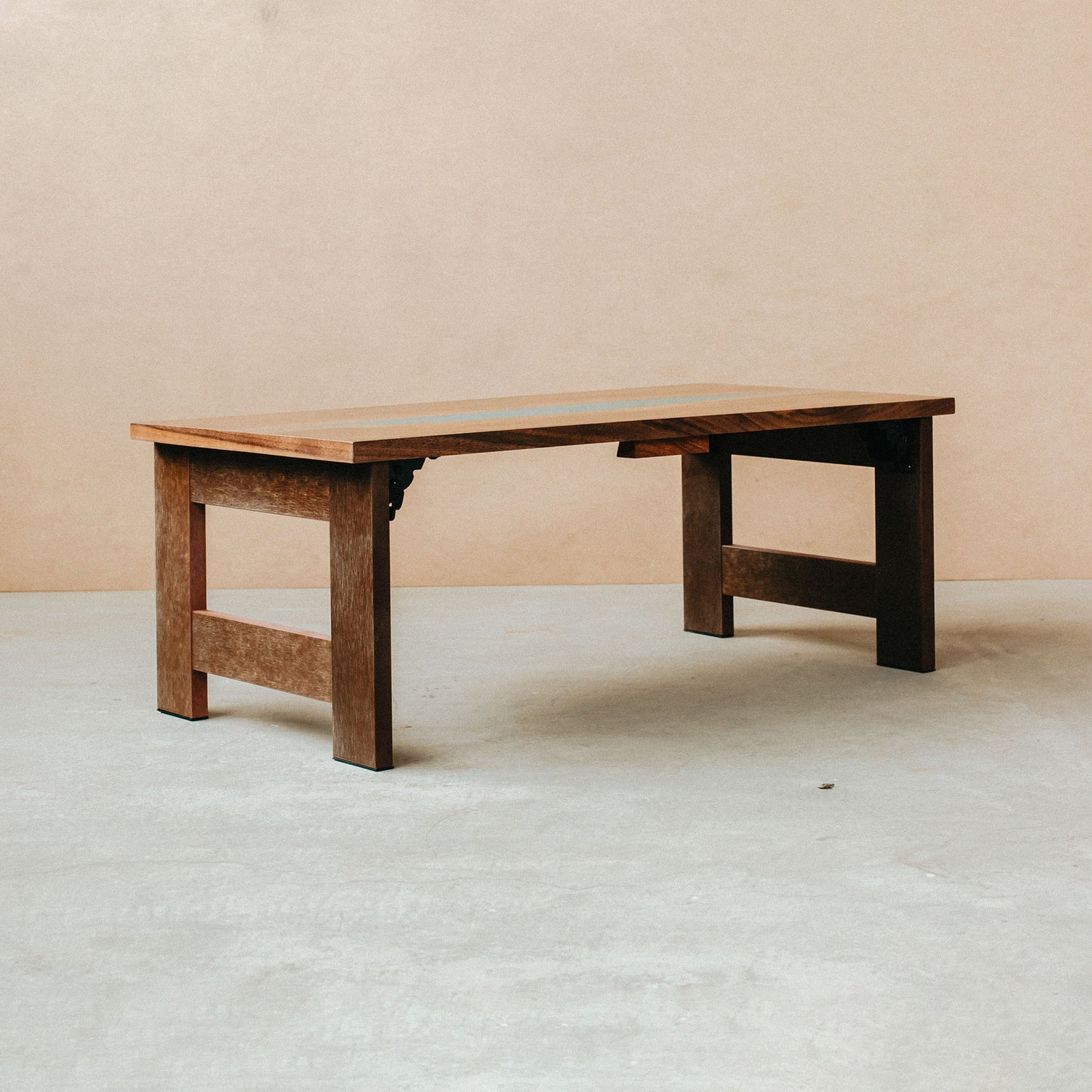 レジンテーブル（ウォールナット）｜Resin Table（walnut）