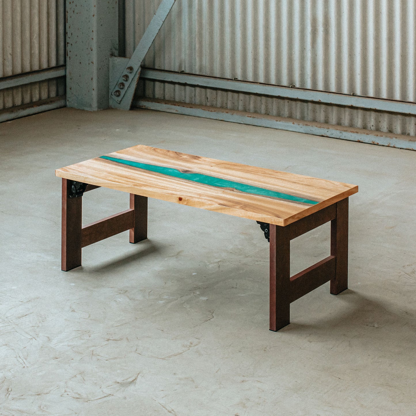 レジンテーブル（クス）｜Resin Table（Camphorwood）