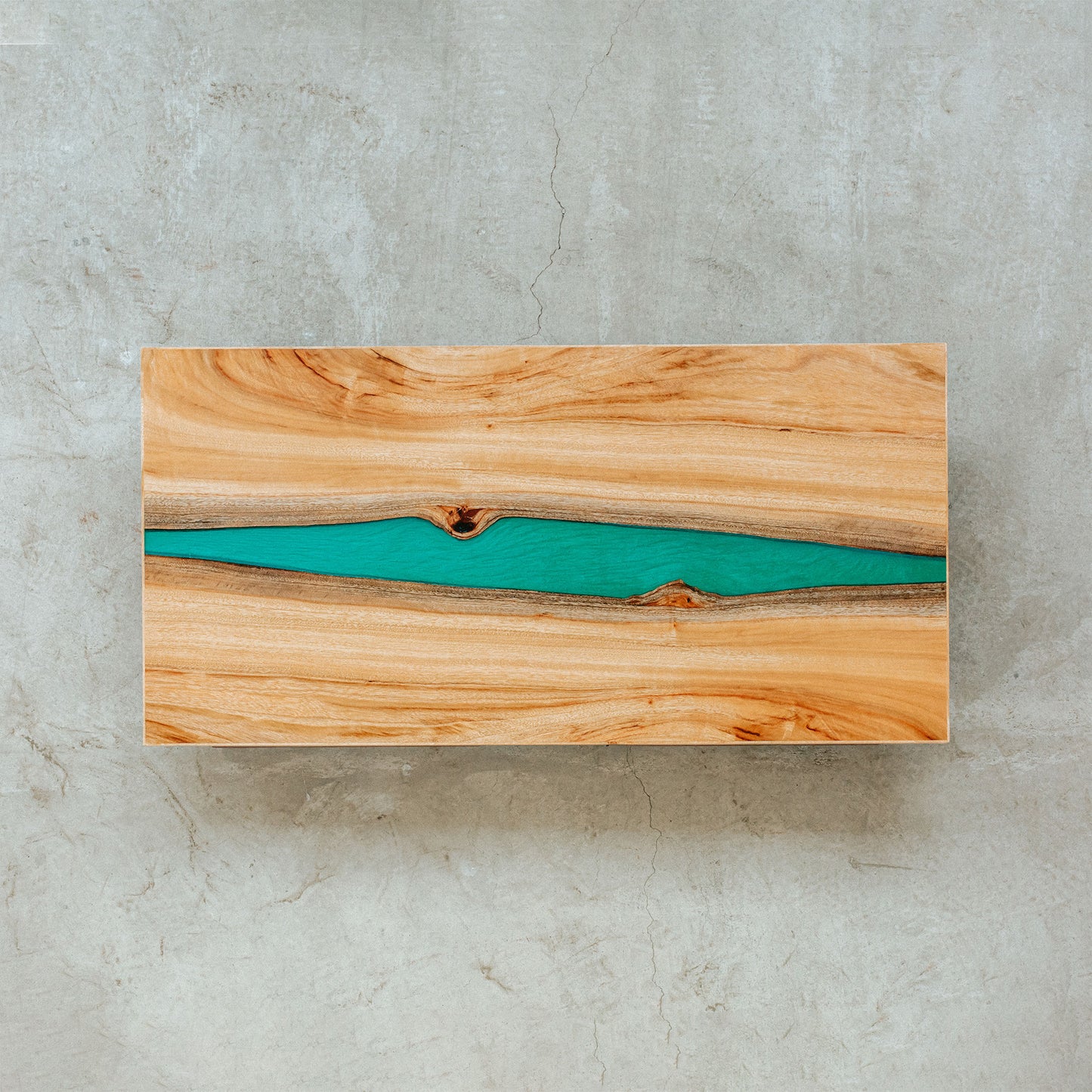 レジンテーブル（クス）｜Resin Table（Camphorwood）