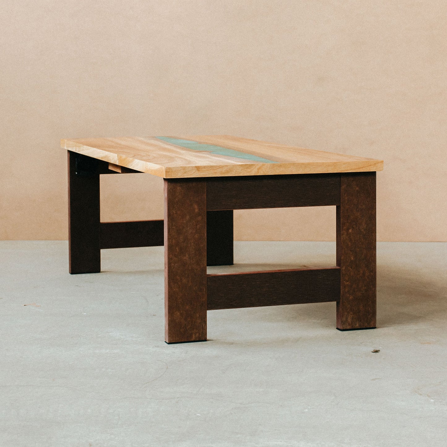 レジンテーブル（クス）｜Resin Table（Camphorwood）